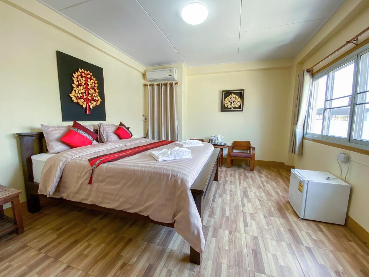 Kavil Guesthouse Чиангмай Экстерьер фото